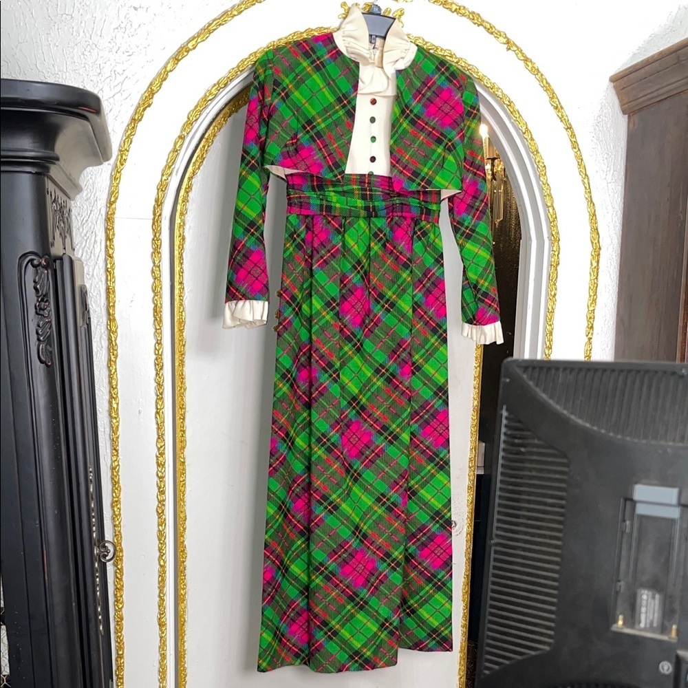 Vintage Emma Domb 1960s Holiday Plaid Gown w/ Capelet Size 7